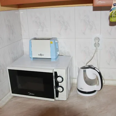 Guest & Homestay Edelweiss نيسيبار