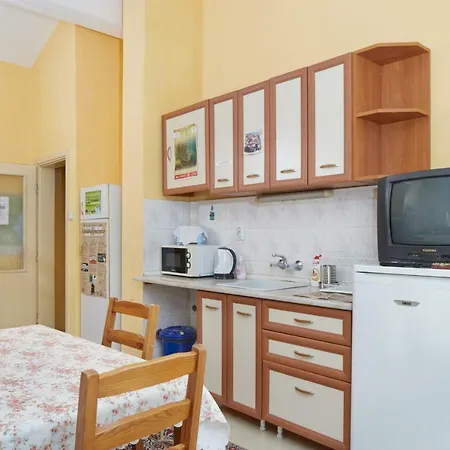 Guest & Homestay Edelweiss منزل للإقامة نيسيبار